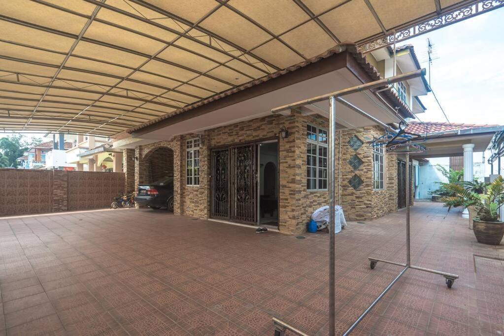 Jen Pd Homestay - Unique, Antique House No Wifi Port Dickson Exterior foto