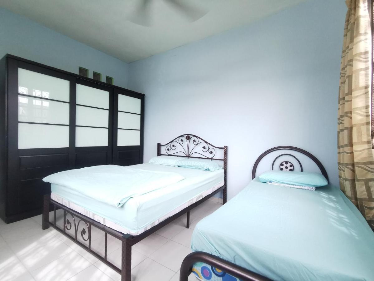 Jen Pd Homestay - Unique, Antique House No Wifi Port Dickson Exterior foto